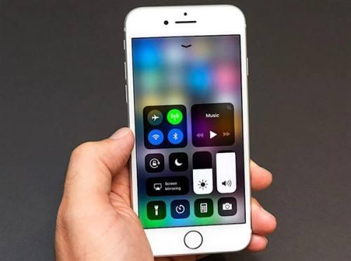蘋(píng)果ios11曝重大漏洞：一分鐘就能竊取你的照片，還可植入惡意APP